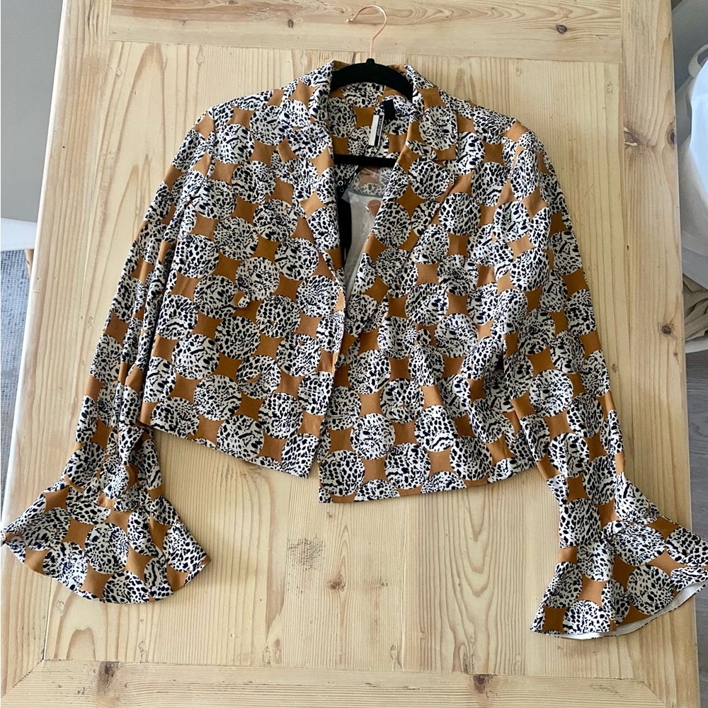 BRAND NEW TOPSHOP JACKET